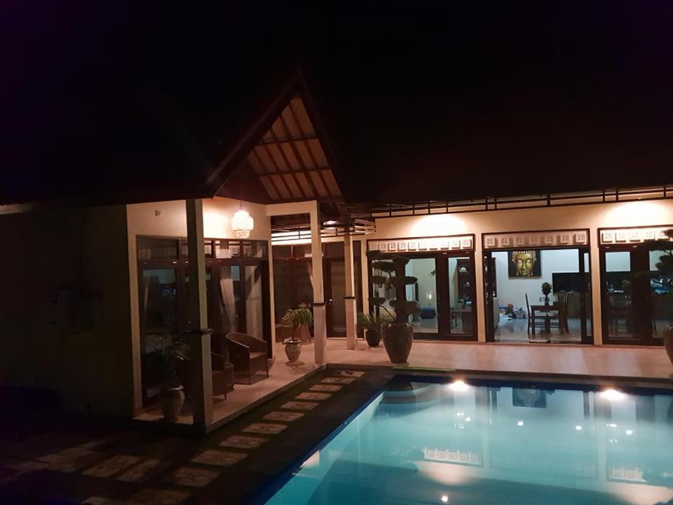 Hotel Mias Jungle House Lovina Esterno foto
